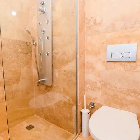 Salep Evi וילה *